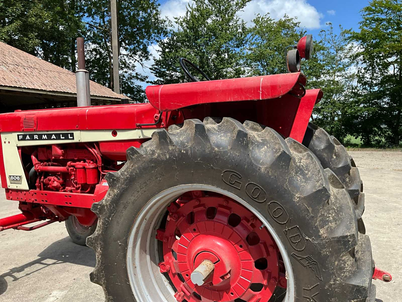 Tractor Mc cormick international F 806 D: foto 6