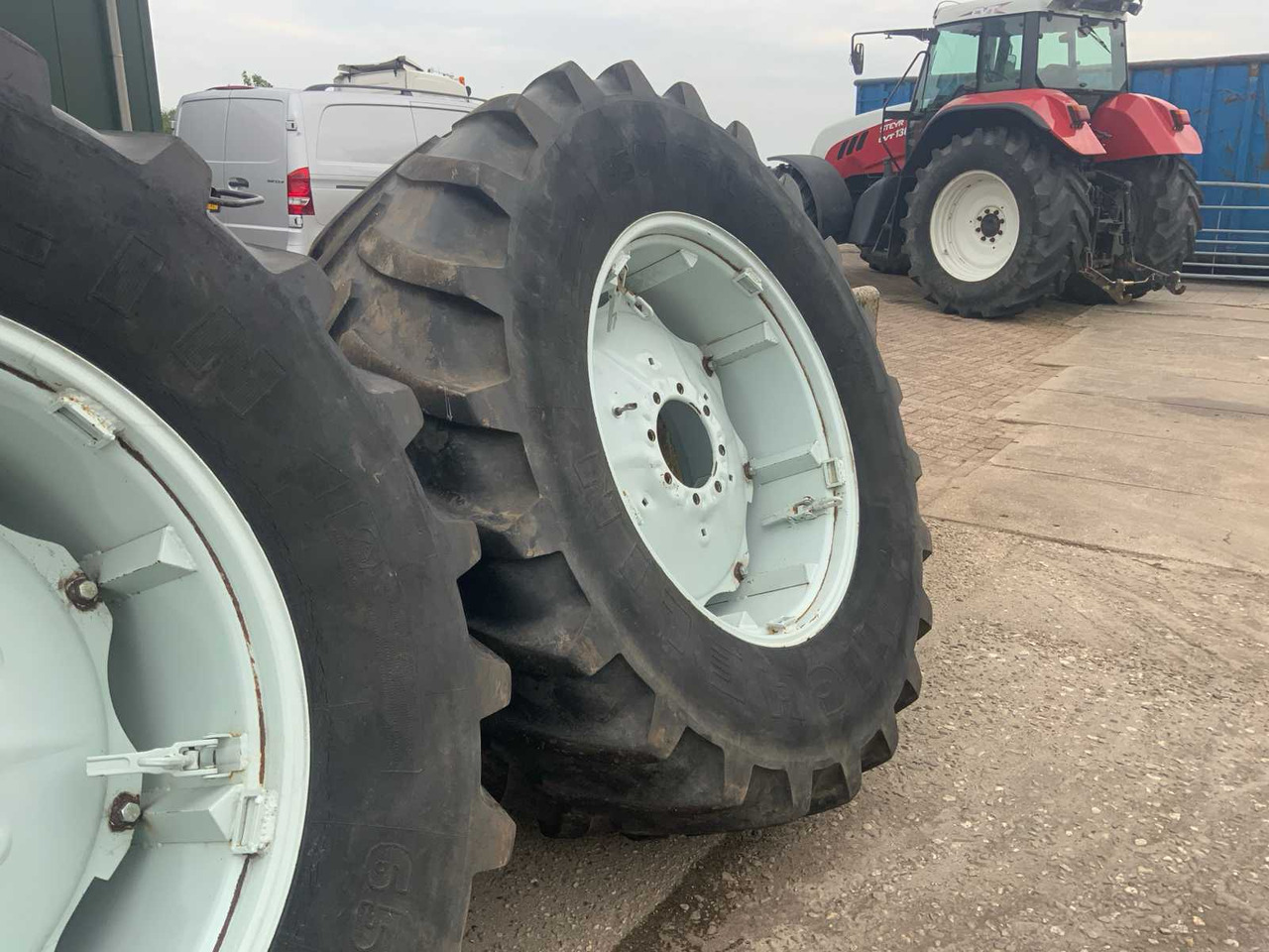 Michelin XM108 - Neumáticos y llantas para Tractor: foto 4 Michelin XM108 - Neumáticos y llantas para Tractor: foto 4