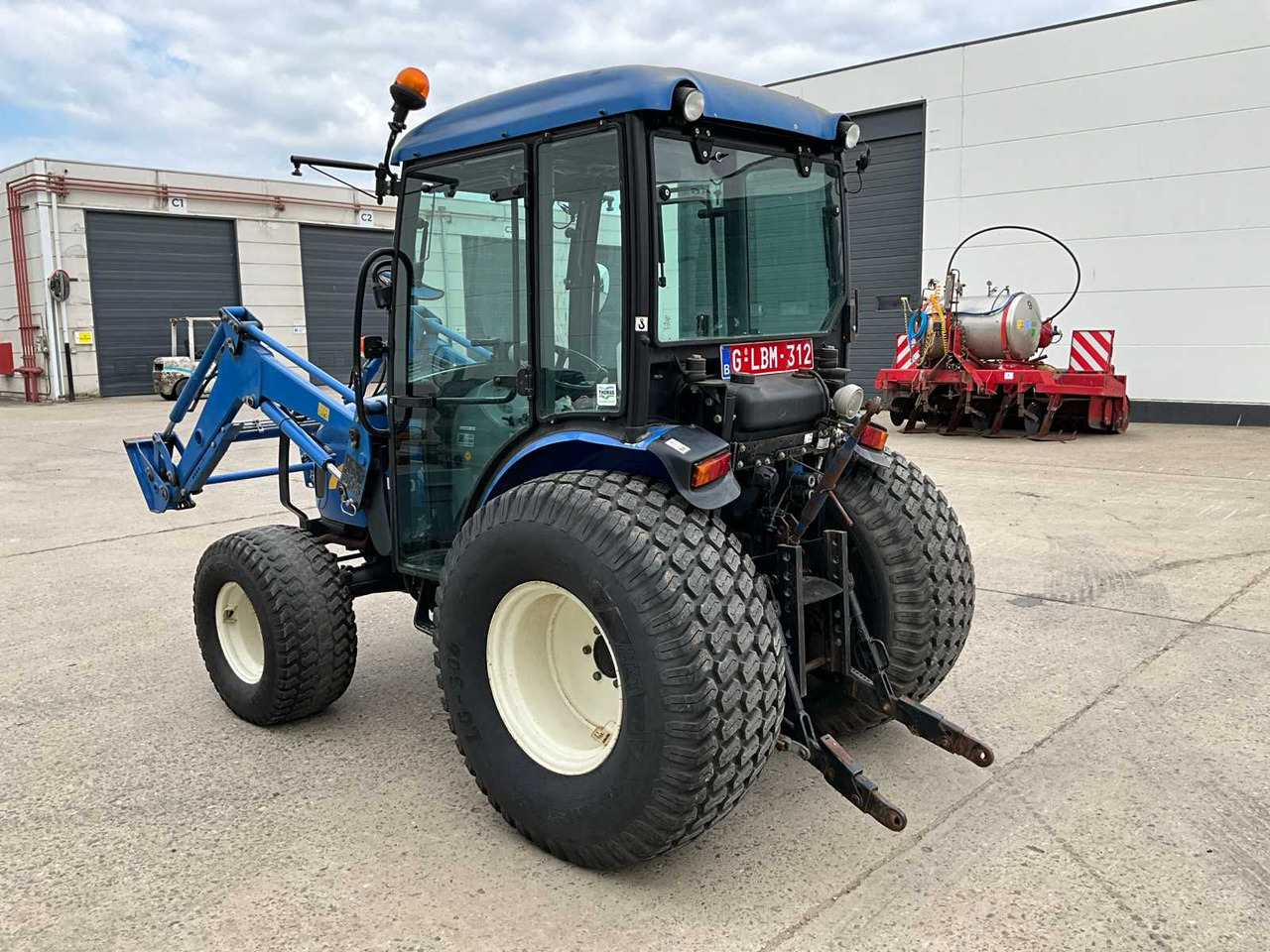 New Holland Boomer 40 - Tractor: foto 3 New Holland Boomer 40 - Tractor: foto 3