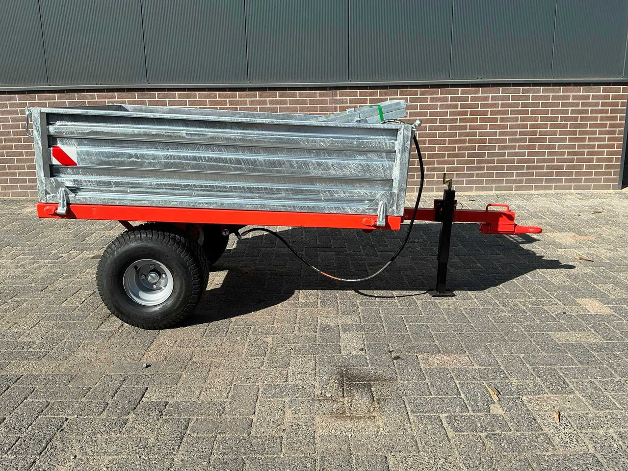 Single axle Dumper trailer - Remolque volquete agrícola: foto 5 Single axle Dumper trailer - Remolque volquete agrícola: foto 5