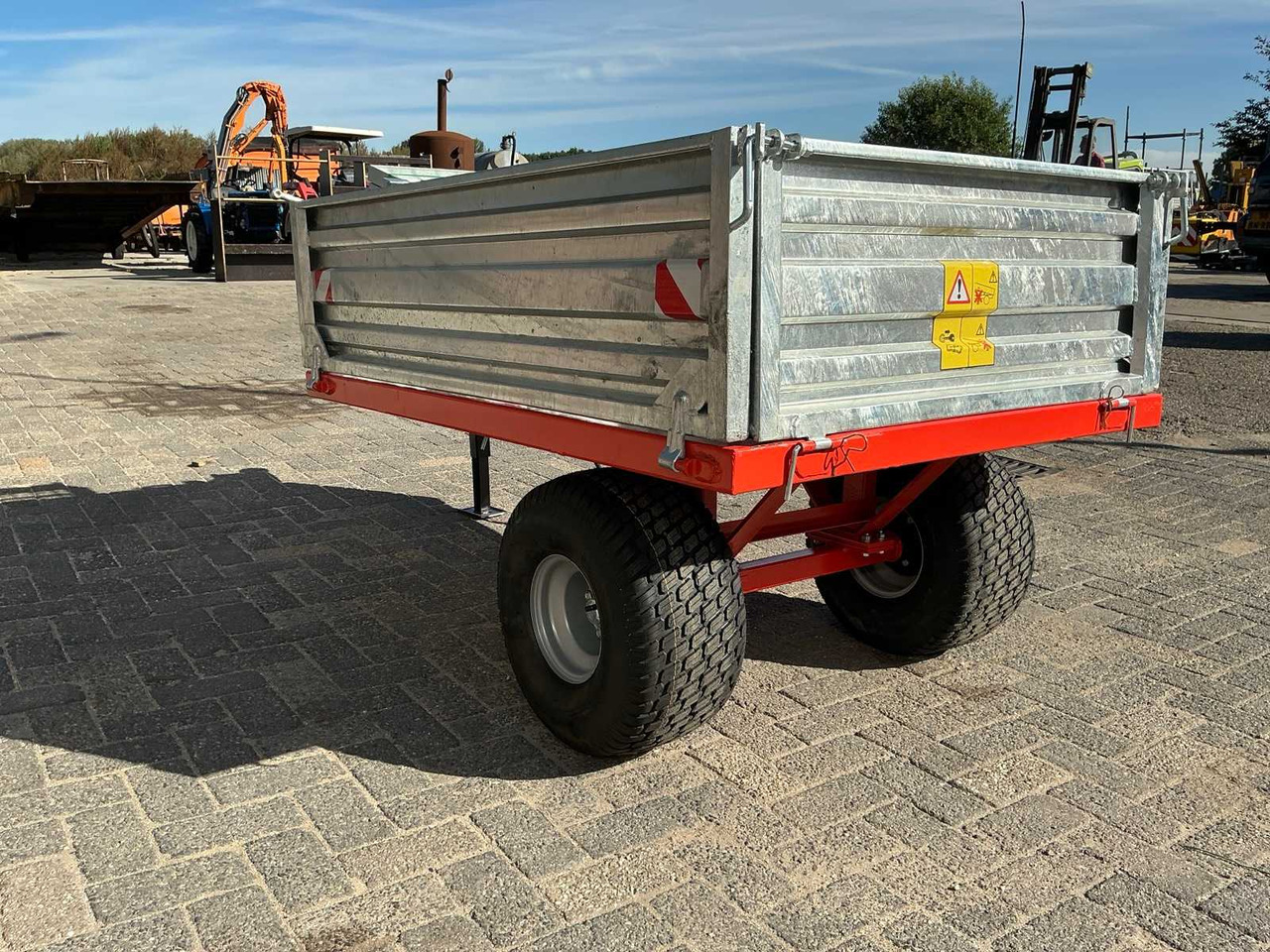 Single axle Dumper trailer - Remolque volquete agrícola: foto 2 Single axle Dumper trailer - Remolque volquete agrícola: foto 2