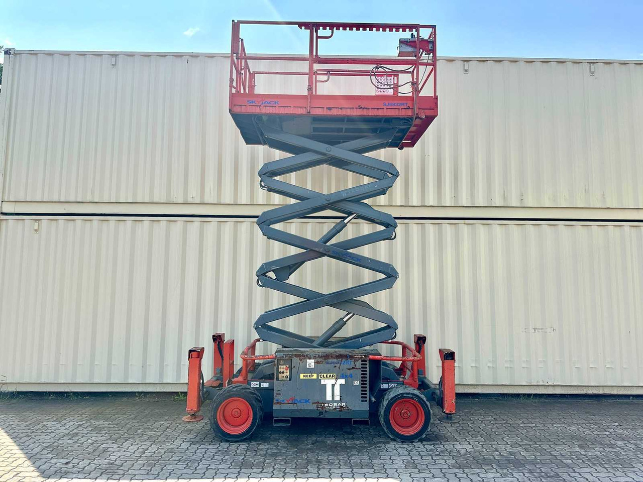 Skyjack SJ6832RT 4x4 Diesel - Plataforma elevadora: foto 1 Skyjack SJ6832RT 4x4 Diesel - Plataforma elevadora: foto 1