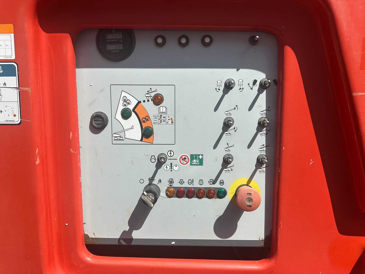 Plataforma elevadora Skyjack SJ86T: foto 37