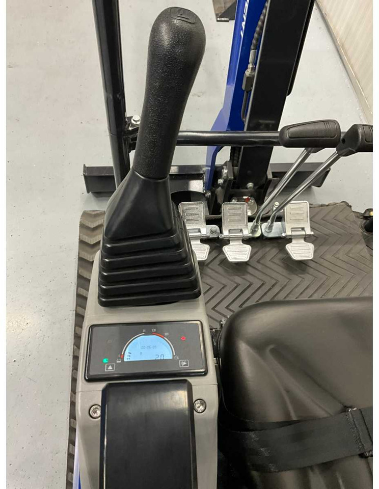 Excavadora ULTRA FORCE EQUIPMENT - NM-1800KG - CRAWLER EXCAVATOR WITH KUBOTA DIESEL ENGINE - 2025 INCL. 3 BUCKETS: foto 14