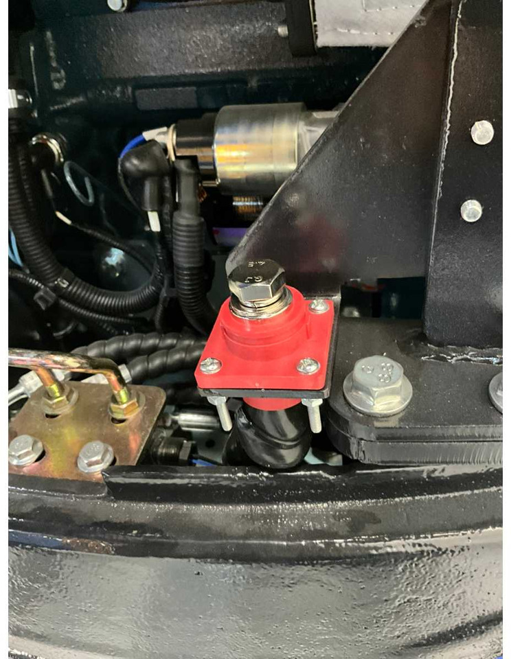 Excavadora ULTRA FORCE EQUIPMENT - NM-1800KG - CRAWLER EXCAVATOR WITH KUBOTA DIESEL ENGINE - 2025 INCL. 3 BUCKETS: foto 30