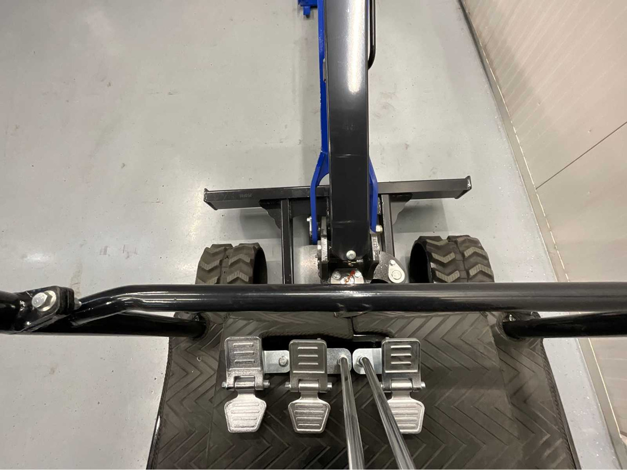 Excavadora ULTRA FORCE EQUIPMENT - NM-1800KG - CRAWLER EXCAVATOR WITH KUBOTA DIESEL ENGINE - 2025 INCL. 3 BUCKETS: foto 10