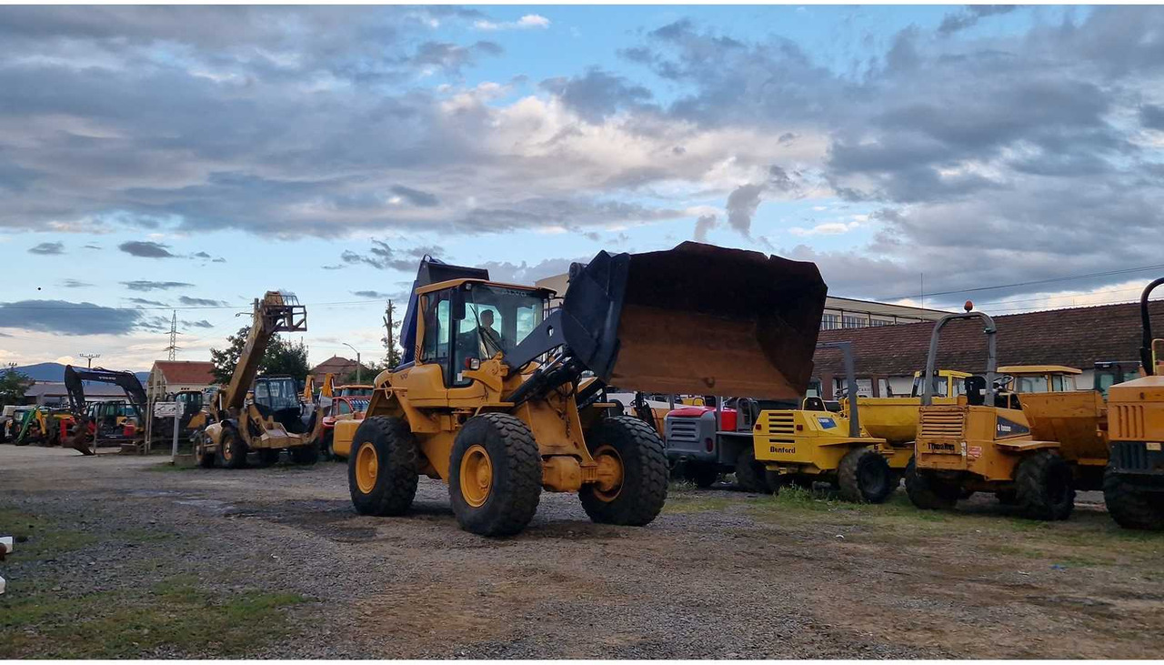 VOLVO L90F - Cargadora de ruedas: foto 5 VOLVO L90F - Cargadora de ruedas: foto 5