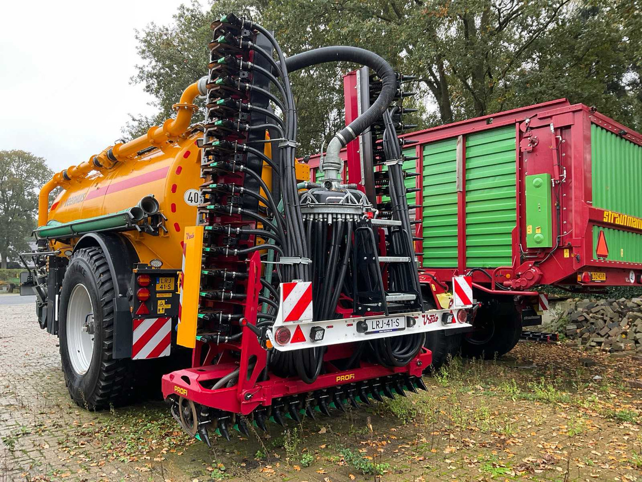 Veenhuis en Vredo Premium Quad Shift 15800 / ZB4 82544 DV H - Cuba de purín: foto 2 Veenhuis en Vredo Premium Quad Shift 15800 / ZB4 82544 DV H - Cuba de purín: foto 2