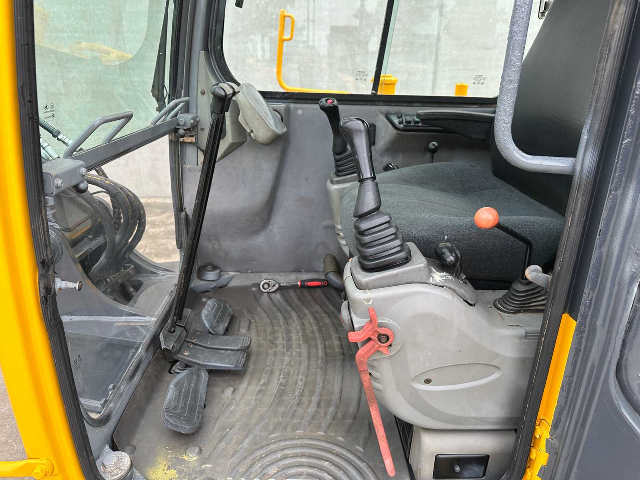 Excavadora de cadenas Volvo EC55B: foto 33