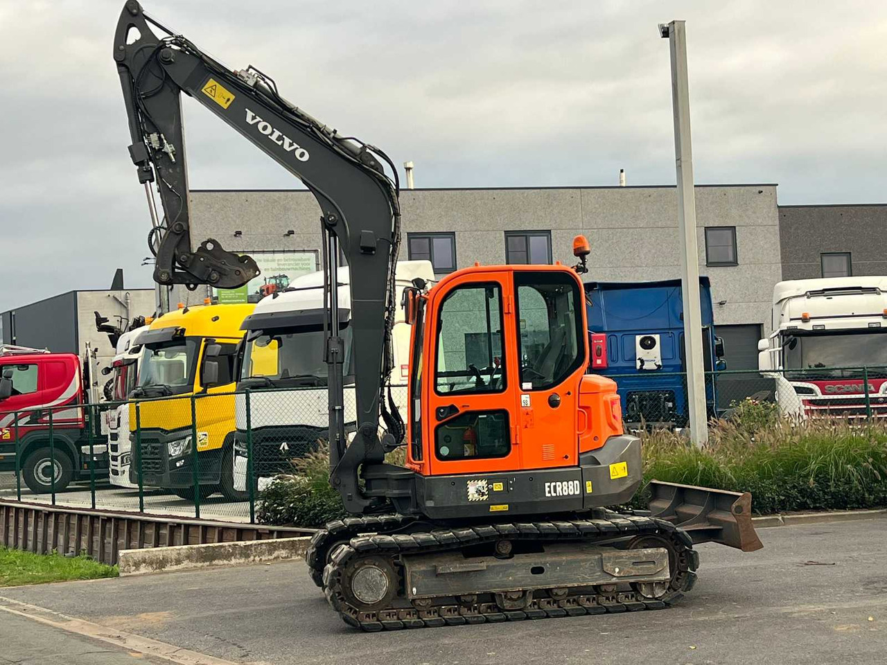 Volvo Excavator ECR88D - Excavadora de cadenas: foto 4 Volvo Excavator ECR88D - Excavadora de cadenas: foto 4