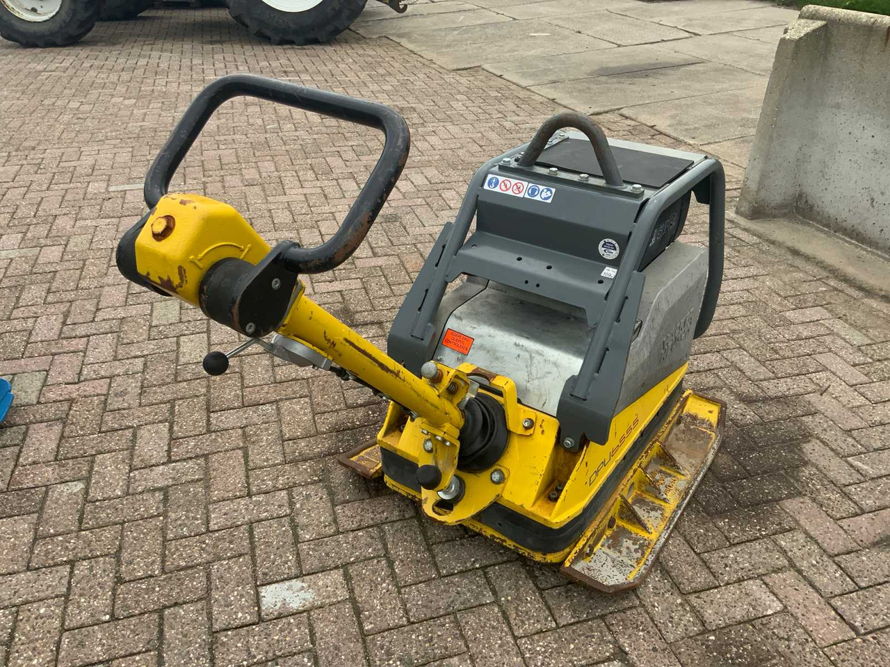 Wacker Neuson DPU6555 - Plancha reversible: foto 1 Wacker Neuson DPU6555 - Plancha reversible: foto 1