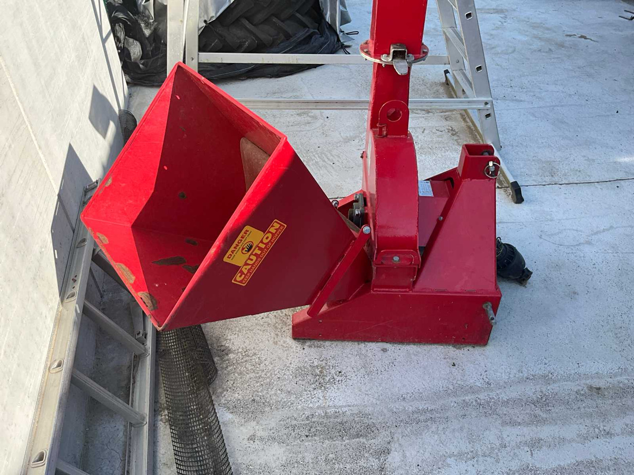 Wood chipper WC-X5 - Cosechadora de forraje: foto 4 Wood chipper WC-X5 - Cosechadora de forraje: foto 4