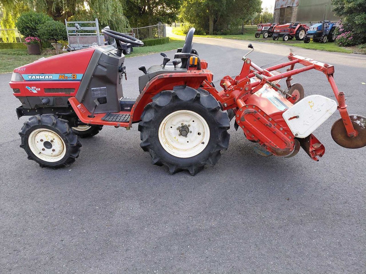 Yanmar KE-3 - Mini tractor: foto 1 Yanmar KE-3 - Mini tractor: foto 1