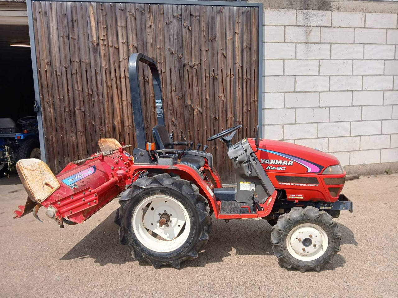 Yanmar Ke-60 - Mini tractor: foto 3 Yanmar Ke-60 - Mini tractor: foto 3