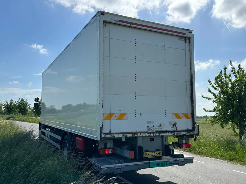 DAF CF 320 LF320.19 EURO6. 830x248x260 - Camión caja cerrada: foto 4 DAF CF 320 LF320.19 EURO6. 830x248x260 - Camión caja cerrada: foto 4