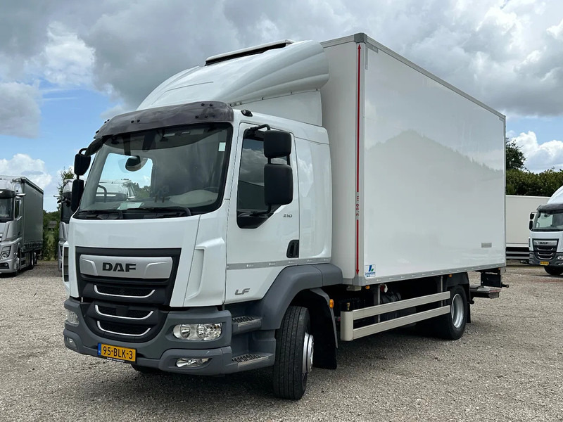DAF LF 210 LF.14.210 EURO6. KOELBAKWAGEN MET LAADKLEP - Camión frigorífico: foto 1 DAF LF 210 LF.14.210 EURO6. KOELBAKWAGEN MET LAADKLEP - Camión frigorífico: foto 1