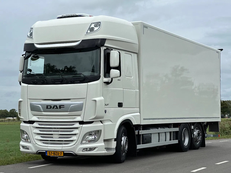 DAF XF 480 XF480.26 FAN. EURO6. 760x250x270 NIEUWE OPBOUW 3 tons LAADKLEP - Camión caja cerrada: foto 1 DAF XF 480 XF480.26 FAN. EURO6. 760x250x270 NIEUWE OPBOUW 3 tons LAADKLEP - Camión caja cerrada: foto 1
