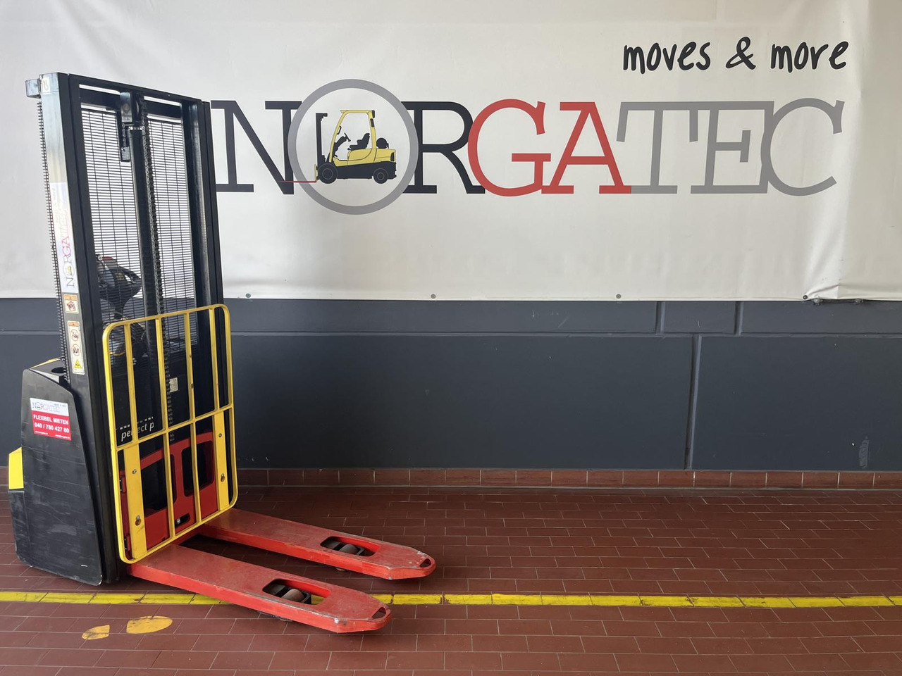 Hyster S 1.0 E - Apilador: foto 1 Hyster S 1.0 E - Apilador: foto 1