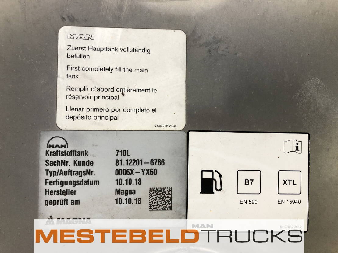 MAN Brandstoftank 710 liter - Depósito de combustible para Camión: foto 2 MAN Brandstoftank 710 liter - Depósito de combustible para Camión: foto 2