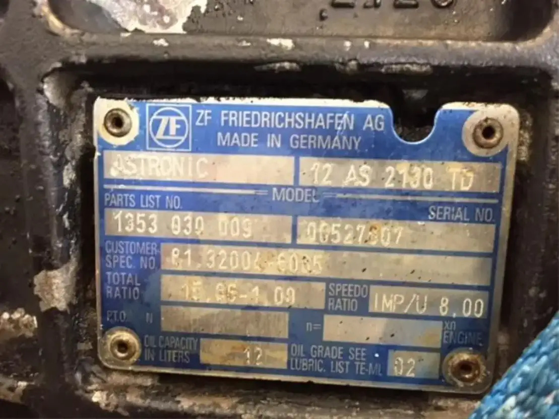 MAN Versn bak 12 AS 2130 TD - Caja de cambios y piezas para Camión: foto 1 MAN Versn bak 12 AS 2130 TD - Caja de cambios y piezas para Camión: foto 1