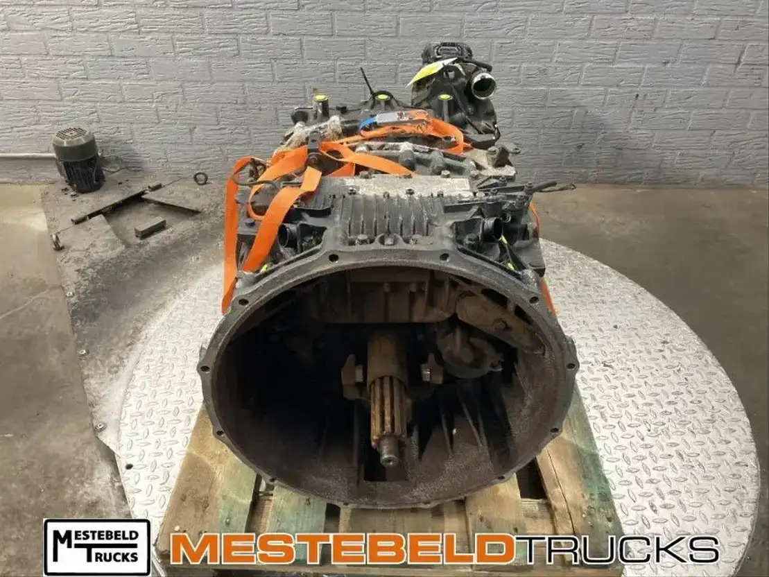 MAN Versn bak 12 AS 2130 TD - Caja de cambios y piezas para Camión: foto 3 MAN Versn bak 12 AS 2130 TD - Caja de cambios y piezas para Camión: foto 3