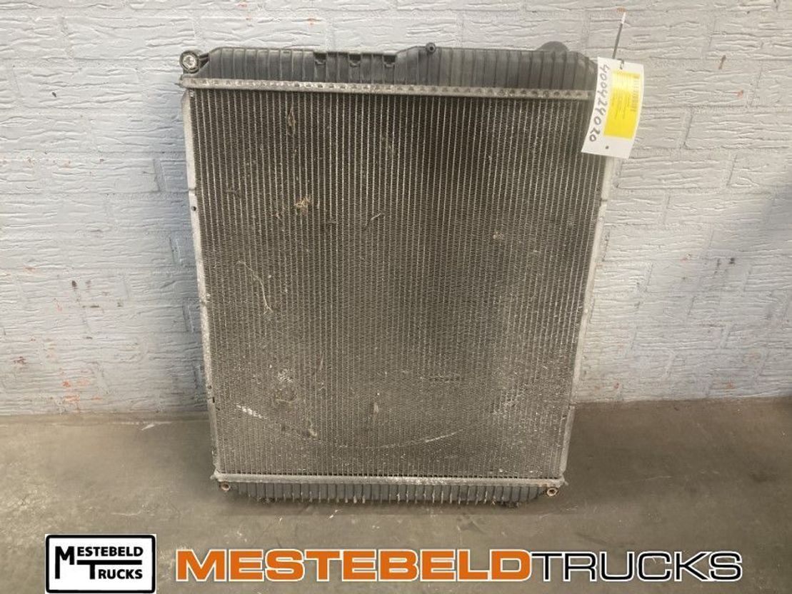 Mercedes-Benz Radiateur - Radiador para Camión: foto 1 Mercedes-Benz Radiateur - Radiador para Camión: foto 1