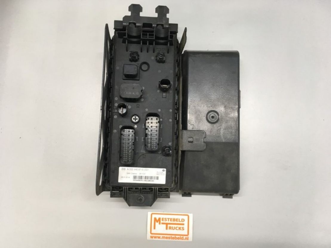 Mercedes Benz Regeleenheid Sam Arocs - Sistema eléctrico para Camión: foto 1 Mercedes Benz Regeleenheid Sam Arocs - Sistema eléctrico para Camión: foto 1