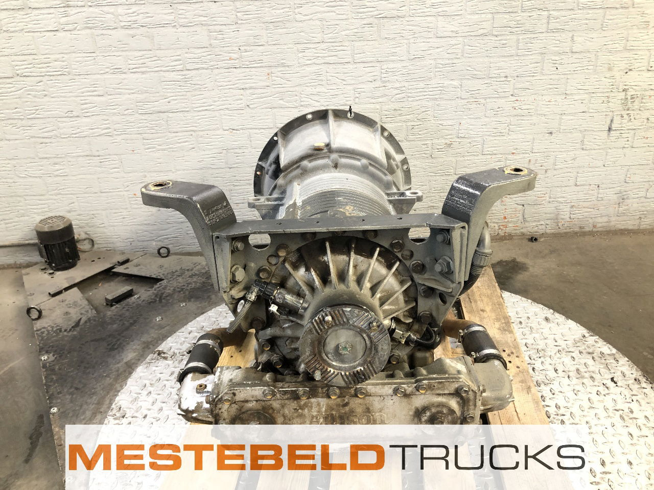 Mercedes-Benz Versnellingsbak P 3000 - Caja de cambios y piezas para Camión: foto 2 Mercedes-Benz Versnellingsbak P 3000 - Caja de cambios y piezas para Camión: foto 2