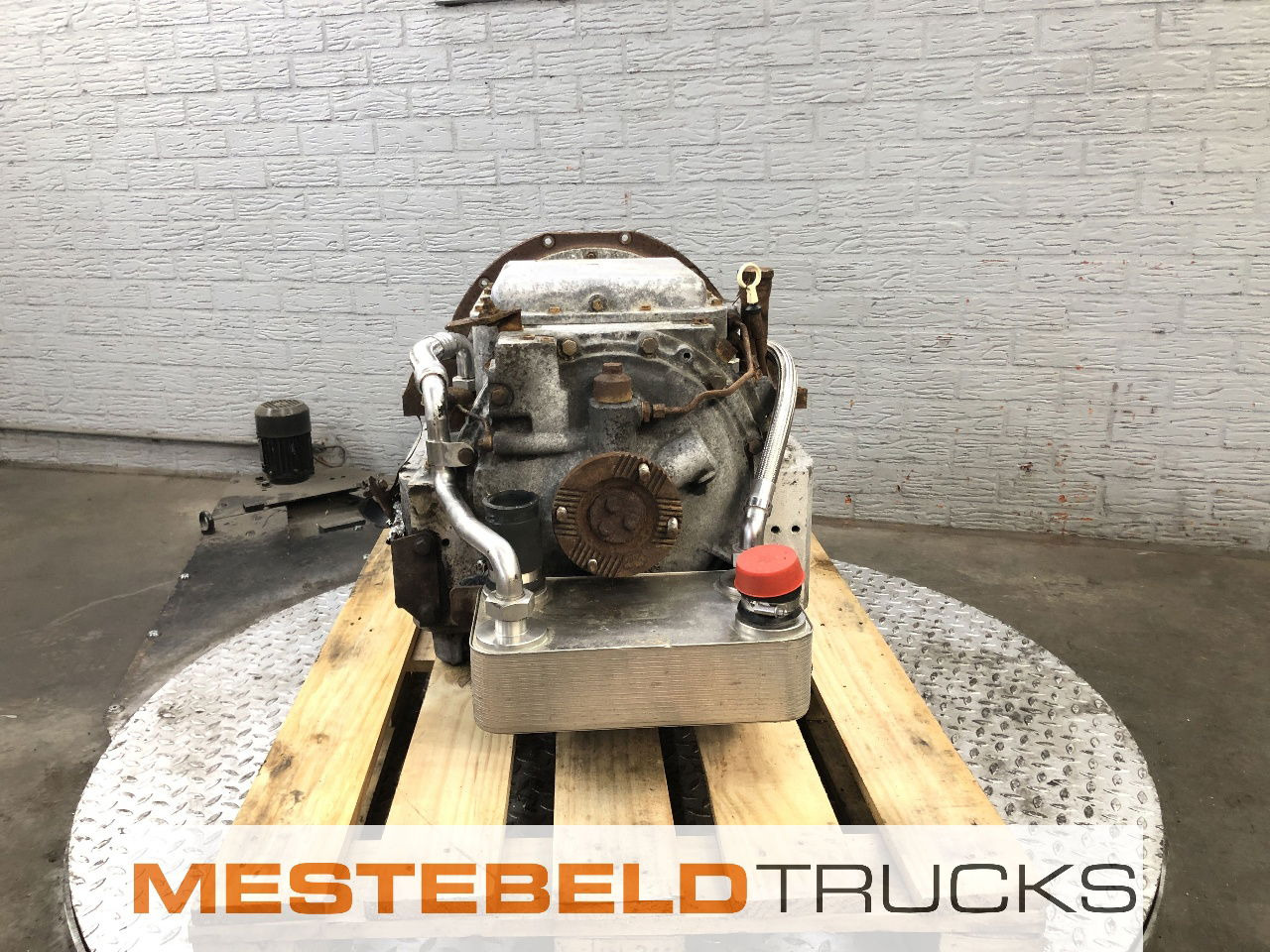 Mercedes-Benz Versnellingsbak Voith 864.3E - Caja de cambios y piezas para Camión: foto 4 Mercedes-Benz Versnellingsbak Voith 864.3E - Caja de cambios y piezas para Camión: foto 4
