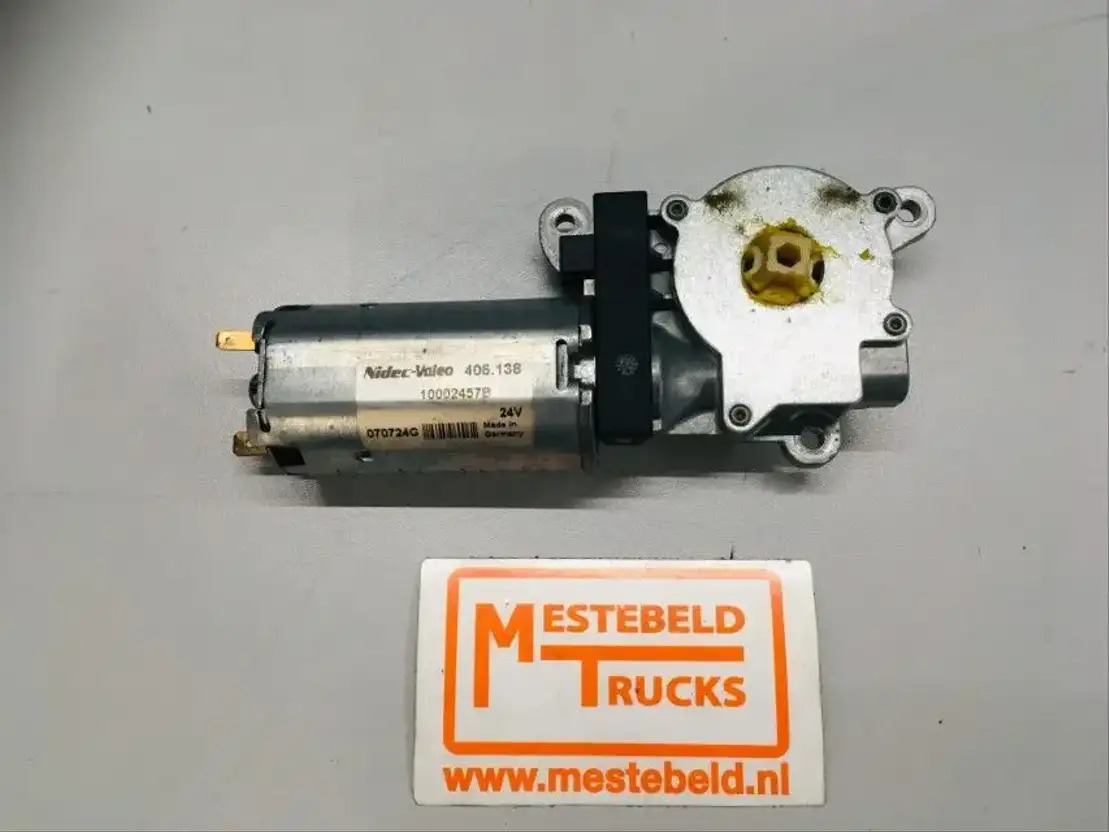 Scania Motor van dakluik R-serie - Sistema eléctrico para Camión: foto 1 Scania Motor van dakluik R-serie - Sistema eléctrico para Camión: foto 1