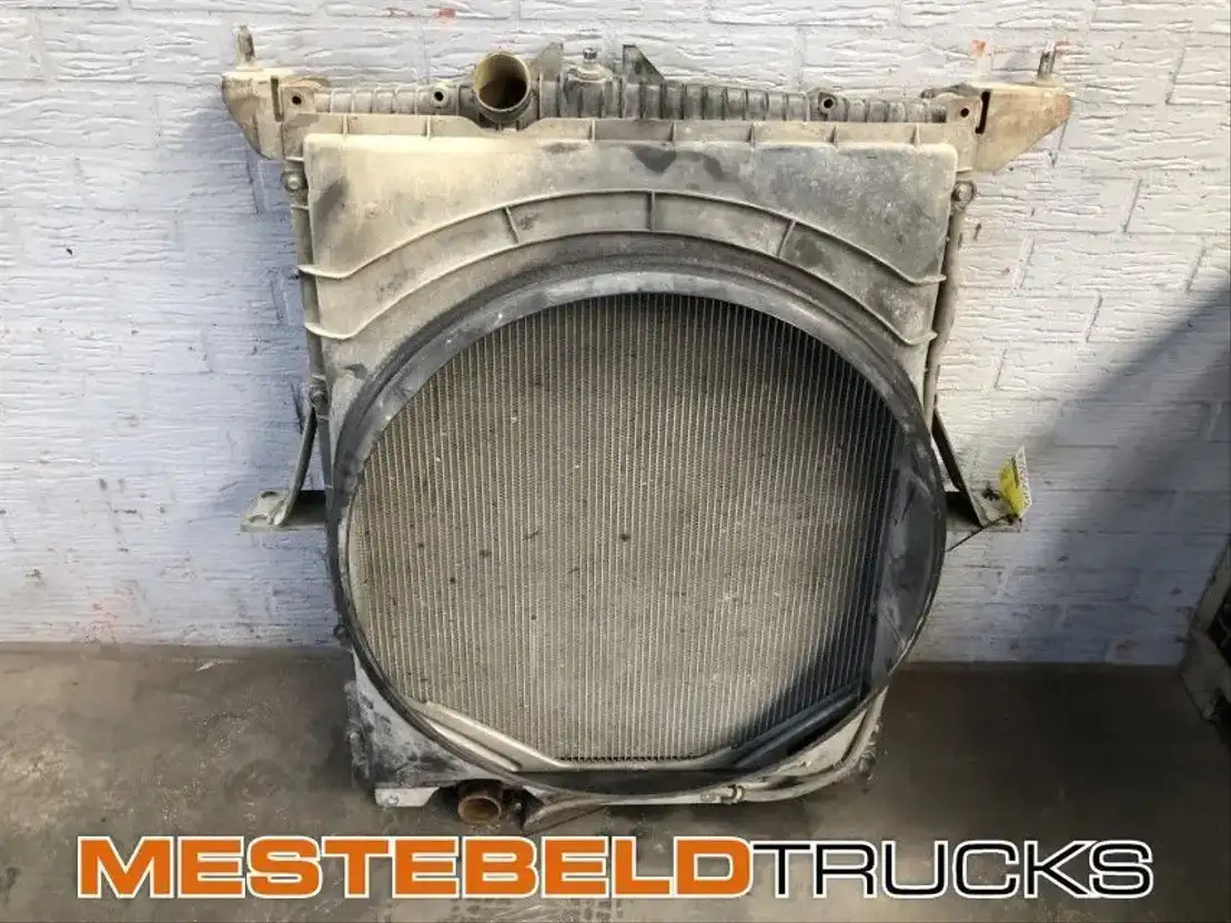 Volvo Radiator compleet - Sistema de refrigeración para Camión: foto 1 Volvo Radiator compleet - Sistema de refrigeración para Camión: foto 1