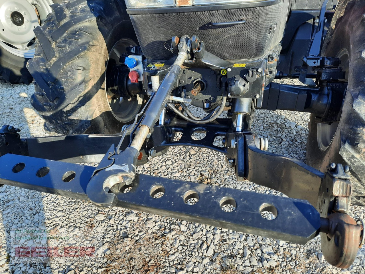 Case IH Farmall 95 C HILO - Tractor: foto 3 Case IH Farmall 95 C HILO - Tractor: foto 3