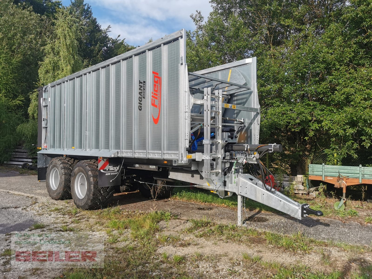 Fliegl ASW 281 GIGANT FOX 45m³ - Remolque autocargador: foto 1 Fliegl ASW 281 GIGANT FOX 45m³ - Remolque autocargador: foto 1