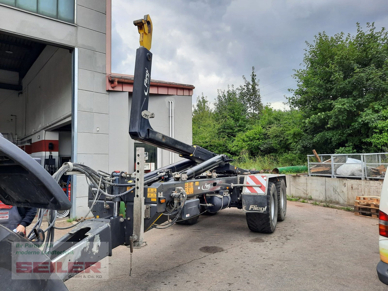 Fliegl HKL 22 Tandem - Remolque multilift/ Portacontenedores de cadenas: foto 4 Fliegl HKL 22 Tandem - Remolque multilift/ Portacontenedores de cadenas: foto 4