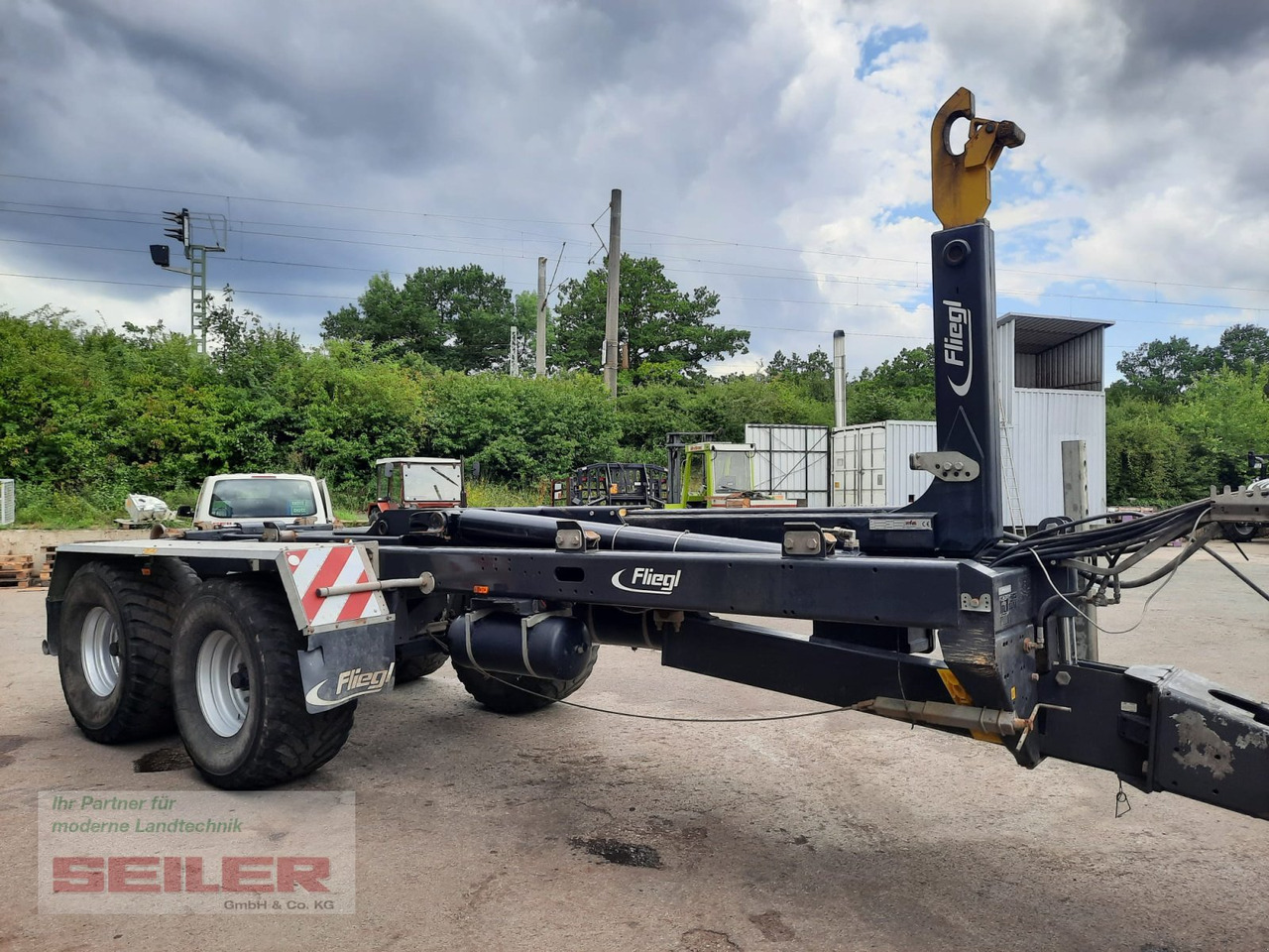Fliegl HKL 22 Tandem - Remolque multilift/ Portacontenedores de cadenas: foto 2 Fliegl HKL 22 Tandem - Remolque multilift/ Portacontenedores de cadenas: foto 2