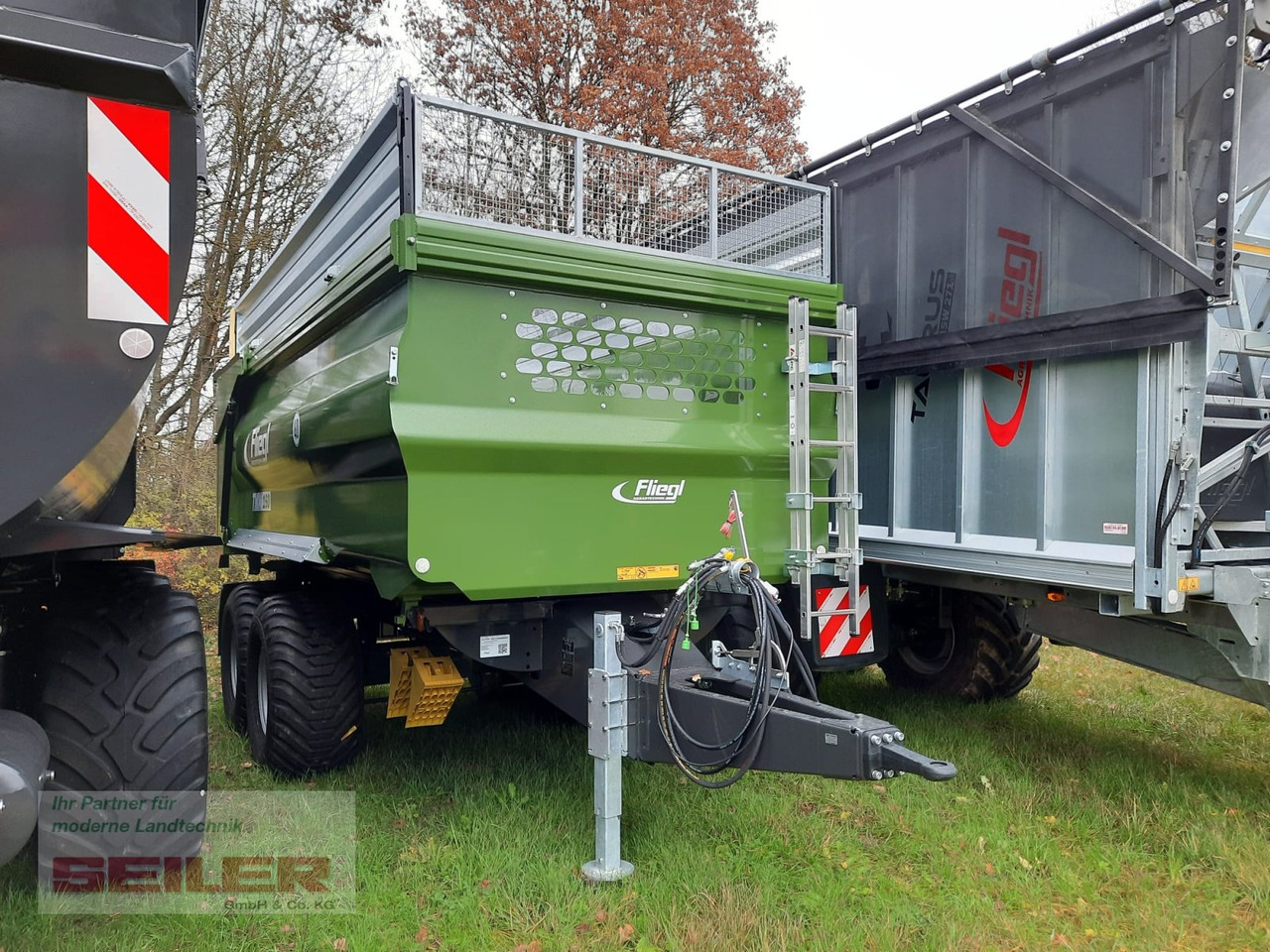 Fliegl TMK 160 FOX 25 m² - Remolque volquete agrícola: foto 1 Fliegl TMK 160 FOX 25 m² - Remolque volquete agrícola: foto 1