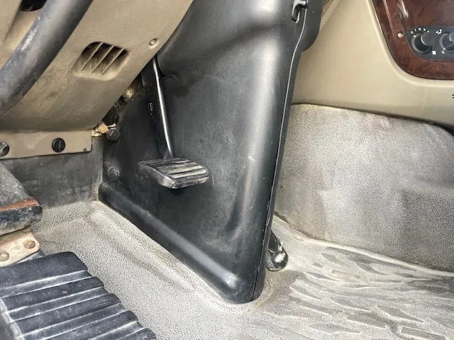 Cabeza tractora DAF XF 105.460 Manual gear: foto 12