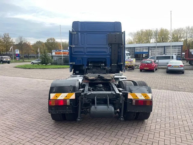 Cabeza tractora DAF XF 105.460 Manual gear: foto 6