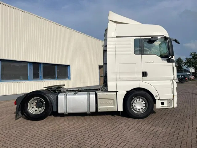 MAN TGX 18.480 Euro 6 Retarder 2 tanks - Cabeza tractora: foto 2 MAN TGX 18.480 Euro 6 Retarder 2 tanks - Cabeza tractora: foto 2