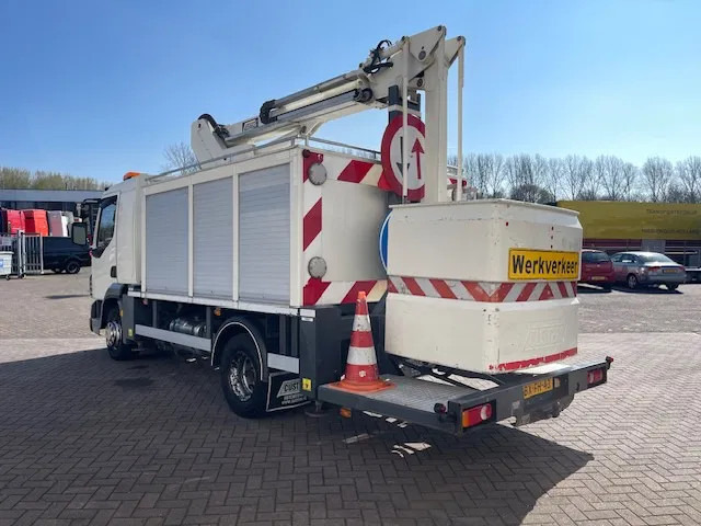DAF LF 45.160 CUSTERS Hoogwerker / Skyworker 14,5mtr APK/Tuv nov 2025 - Camión con plataforma elevadora: foto 5 DAF LF 45.160 CUSTERS Hoogwerker / Skyworker 14,5mtr APK/Tuv nov 2025 - Camión con plataforma elevadora: foto 5