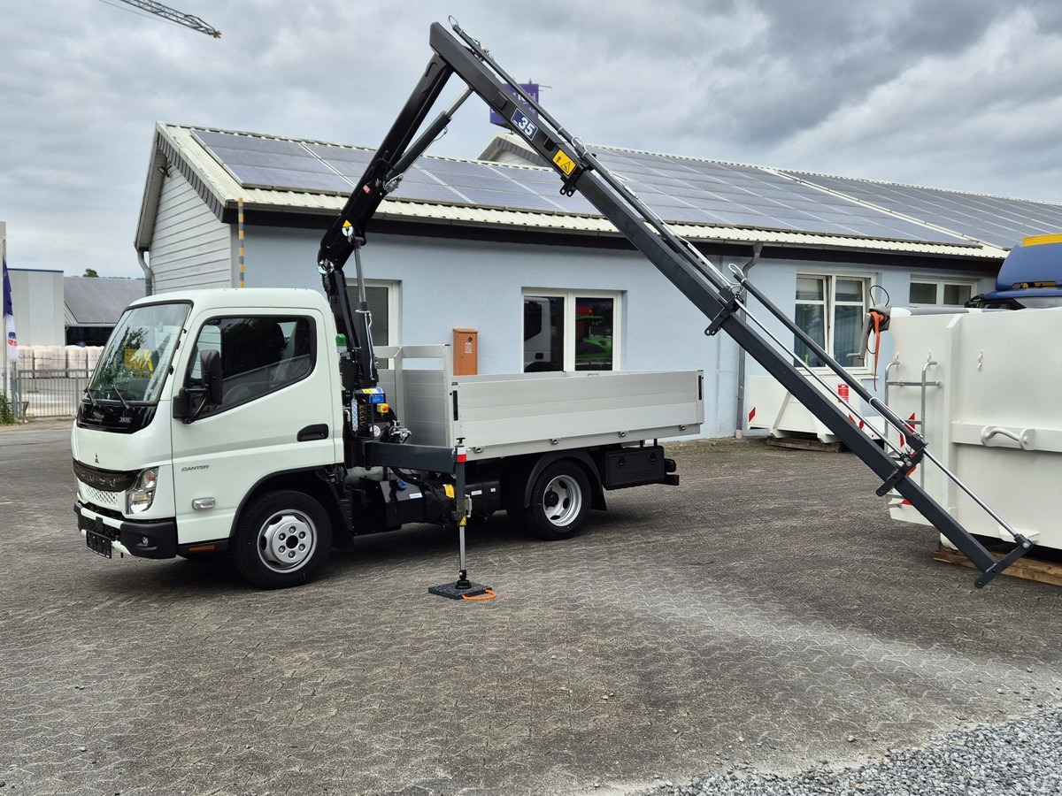 FUSO 3S15 Alu Pritsche 2.80m Ladekran - Furgoneta basculante: foto 1 FUSO 3S15 Alu Pritsche 2.80m Ladekran - Furgoneta basculante: foto 1