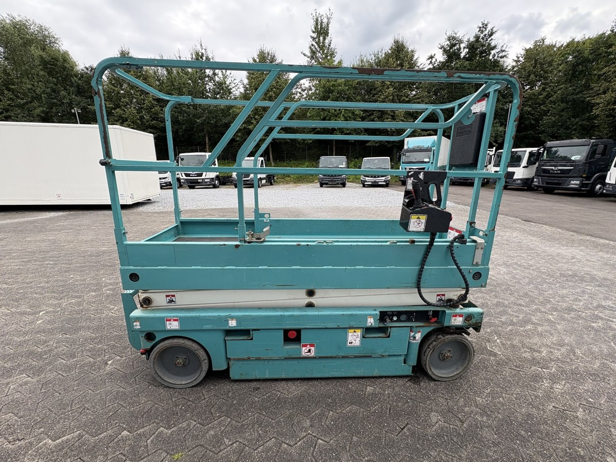 GENIE Haulotte Compact 8 baugleich GS 2032 sofort verf - Plataforma de tijeras: foto 3 GENIE Haulotte Compact 8 baugleich GS 2032 sofort verf - Plataforma de tijeras: foto 3