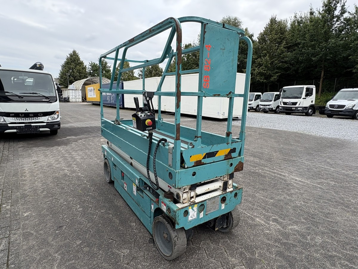 GENIE Haulotte Compact 8 baugleich GS 2032 sofort verf - Plataforma de tijeras: foto 4 GENIE Haulotte Compact 8 baugleich GS 2032 sofort verf - Plataforma de tijeras: foto 4