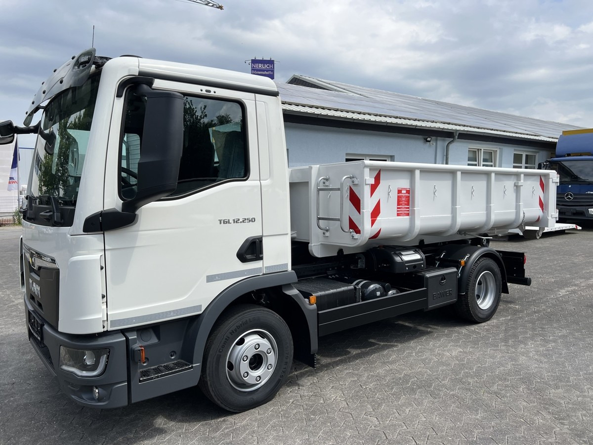 MAN TGL 12.250 BL NEU City Abrollkipper PowerMatic - Camión multibasculante: foto 3 MAN TGL 12.250 BL NEU City Abrollkipper PowerMatic - Camión multibasculante: foto 3