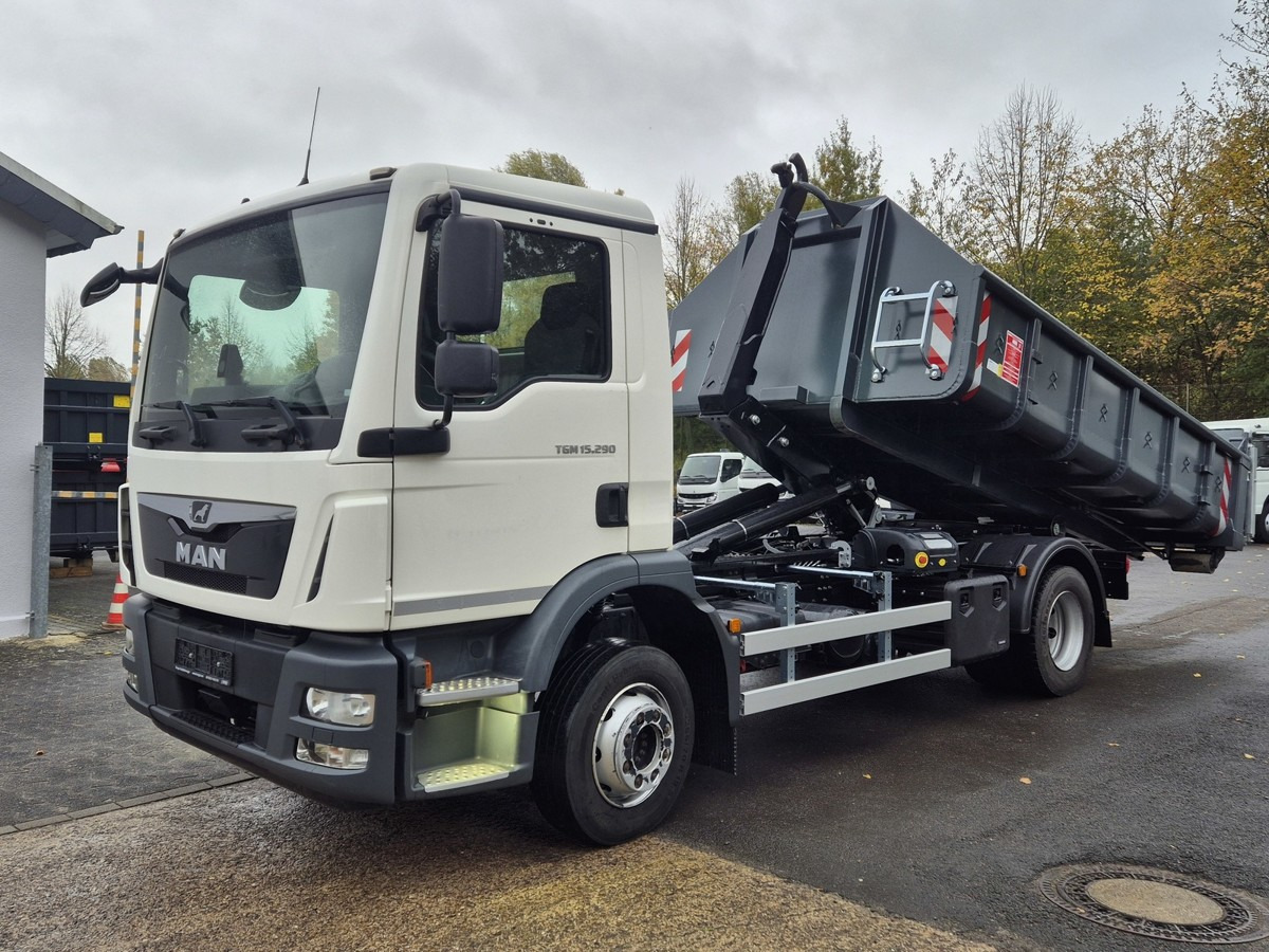 MAN TGM 15.290 Abrollkipper AHK - Camión multibasculante: foto 5 MAN TGM 15.290 Abrollkipper AHK - Camión multibasculante: foto 5