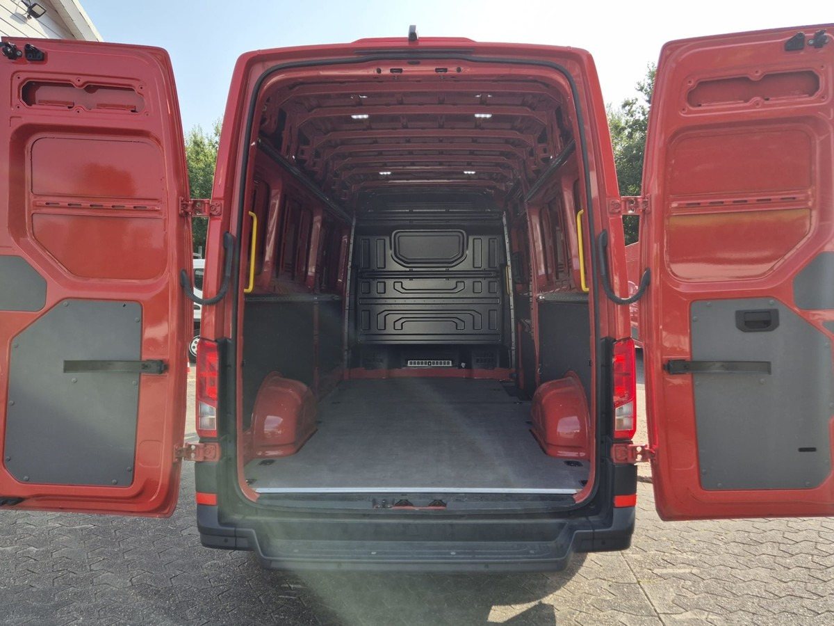 VW Crafter 35 Maxi L4H3 1Hand PDC - Furgón: foto 4 VW Crafter 35 Maxi L4H3 1Hand PDC - Furgón: foto 4