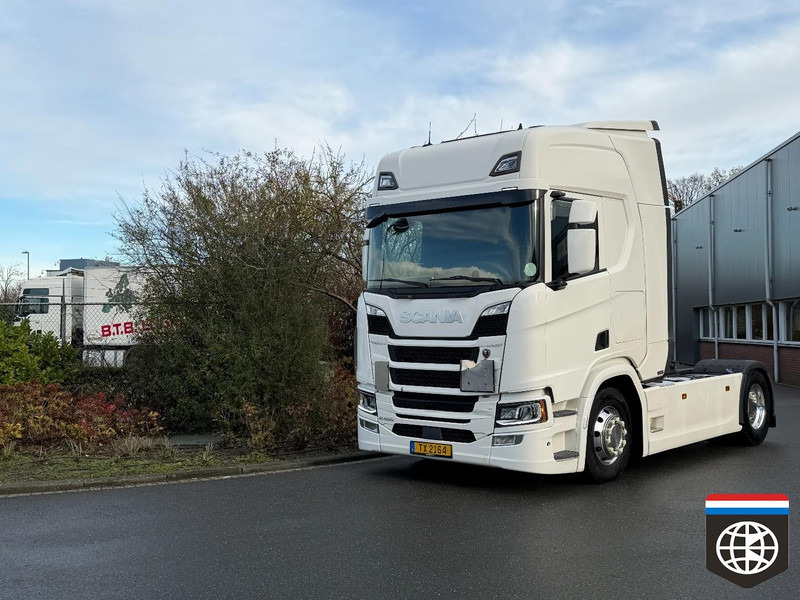 Scania R450 ADR / VLG - Retarder - Full spoiler - ALU WHEELS - Cabeza tractora: foto 2 Scania R450 ADR / VLG - Retarder - Full spoiler - ALU WHEELS - Cabeza tractora: foto 2