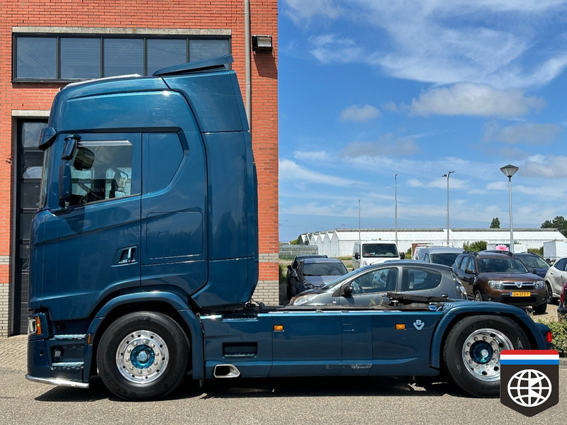 Scania S580 WB 3900 - HOLLAND TRUCK - 2X TANK - FULL AIR - RETARDER - Cabeza tractora: foto 3 Scania S580 WB 3900 - HOLLAND TRUCK - 2X TANK - FULL AIR - RETARDER - Cabeza tractora: foto 3