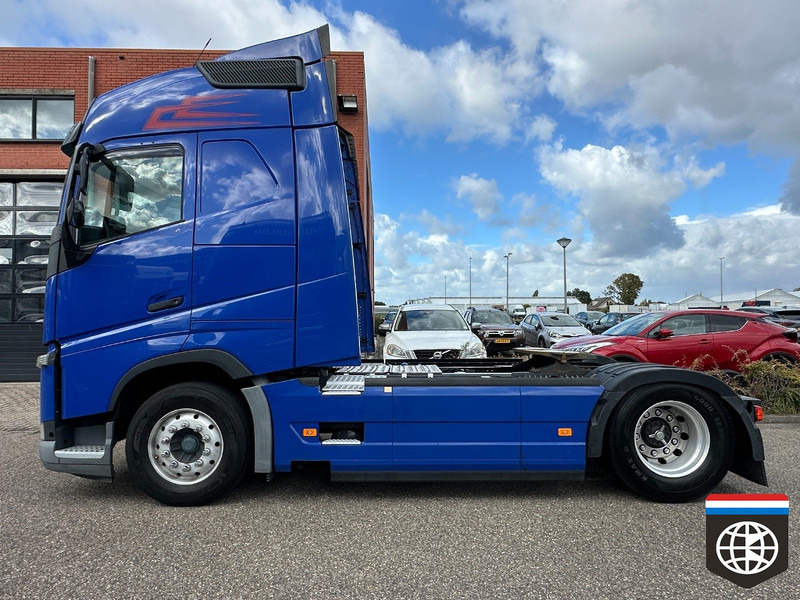 Volvo FH 460 CHASSIS: JB / FULL SPOILER / LOW KM - Cabeza tractora: foto 3 Volvo FH 460 CHASSIS: JB / FULL SPOILER / LOW KM - Cabeza tractora: foto 3
