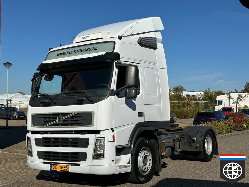 Volvo FM 370 EEV 4X2 NIGHT A/C - AUTOMATIC - EURO 5 - Cabeza tractora: foto 2 Volvo FM 370 EEV 4X2 NIGHT A/C - AUTOMATIC - EURO 5 - Cabeza tractora: foto 2